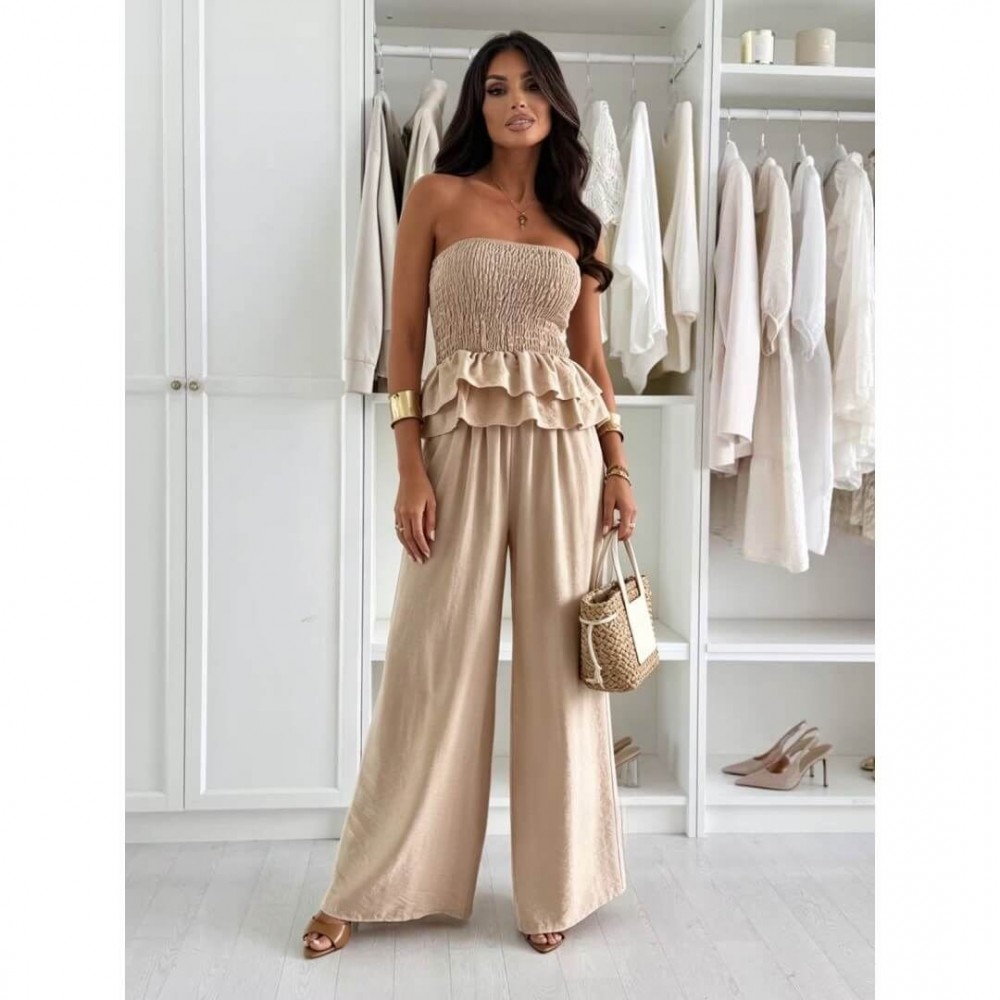 Ολόσωμη φόρμα strapless με βολάν στη μέση μπεζ